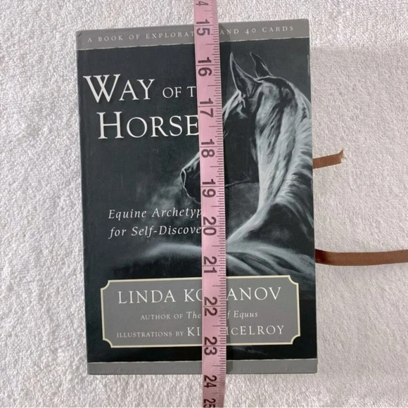 Way Of The Horse Equine Archetypes For Self Discovery Book & 40 Cards - Picture 15 of 15